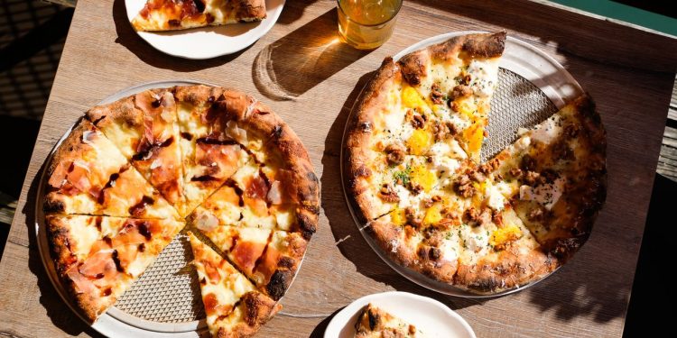 Ο οδηγός 50 Top Pizza ανακοίνωσε τις κορυφαίες πίτσες της Αμερικής