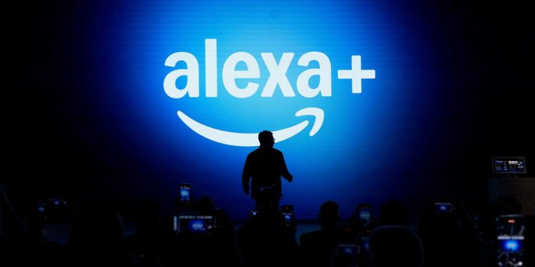 Η Amazon μειώνει τη χρήση μοντέλων Anthropic στην Alexa