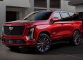 Η Cadillac επαναφέρει βενζινοκίνητα μοντέλα καθώς φρενάρουν τα EV