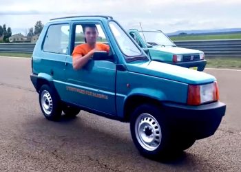 Ιταλός στένεψε ένα Fiat Panda στα 50 εκατοστά πλάτος