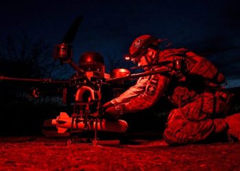 Ουκρανικά drones «κλειδώνουν» στόχους όταν κόβεται η σύνδεση