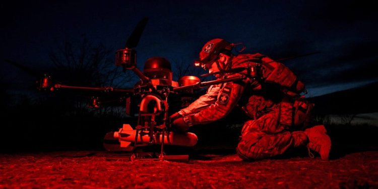 Ουκρανικά drones «κλειδώνουν» στόχους όταν κόβεται η σύνδεση