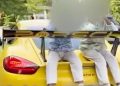 Έβαλε τα παιδιά του πάνω στην Porsche – Βαρύ πρόστιμο