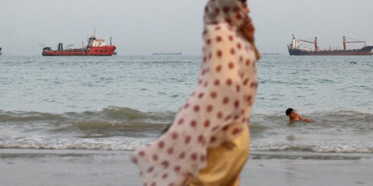Τραμπ: Ματαίωση επίθεσης στο Ιράν, αγκάθι το Ορμούζ